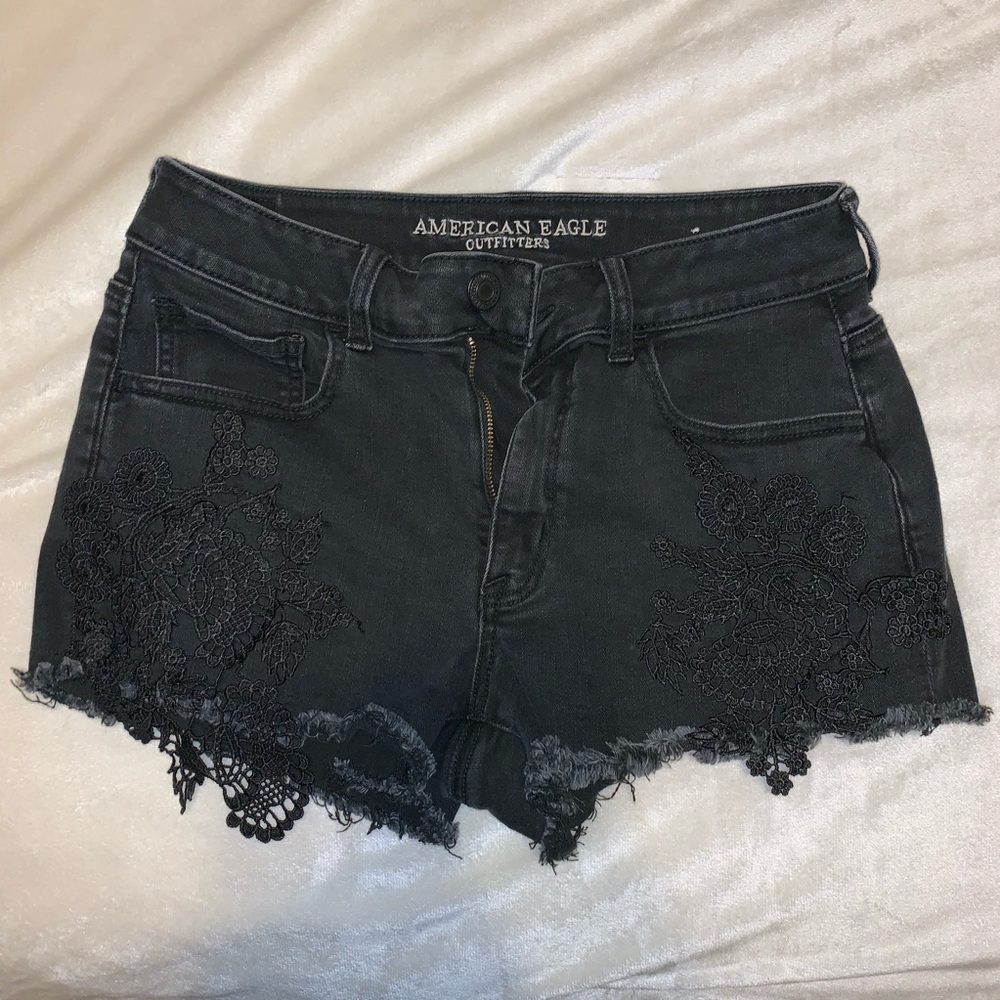 American Eagle Shorts - Picture 1 of 3